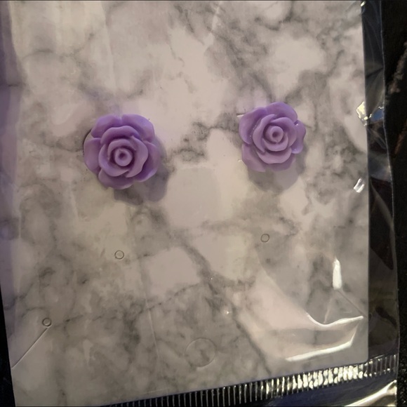 Gorgeous Handmade Purple Druzy+Succulent Earrings - Picture 6 of 8